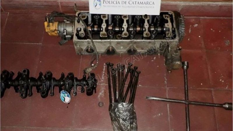 Atrapan a ladrón con repuestos robados
