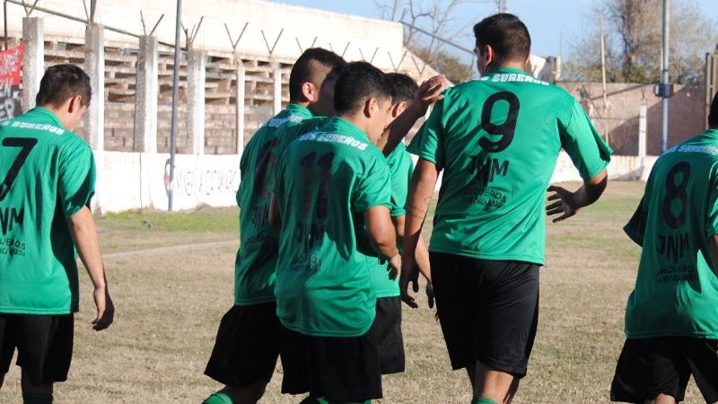 Los Sureños dejó al “Defe” sin invicto y sin punta