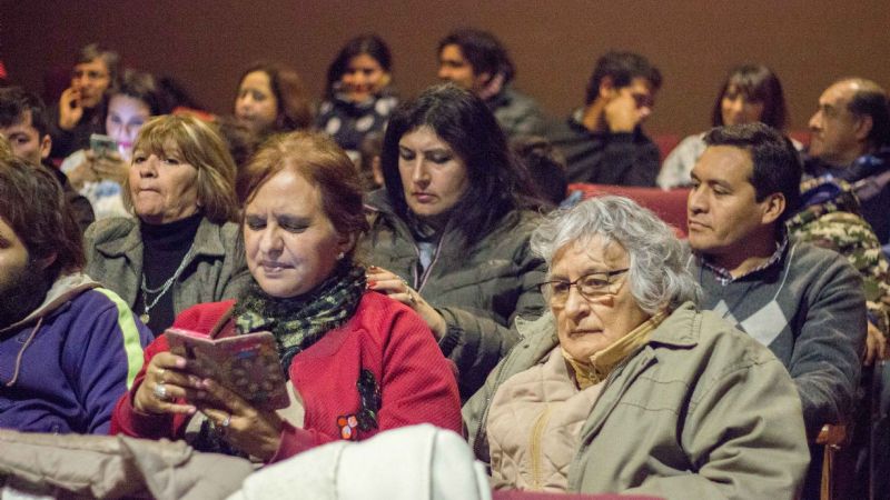 Las mujeres "tuvieron la palabra" en el Poncho