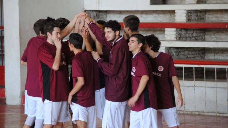 Mendoza ganó el triangular Regional U19 de básquet