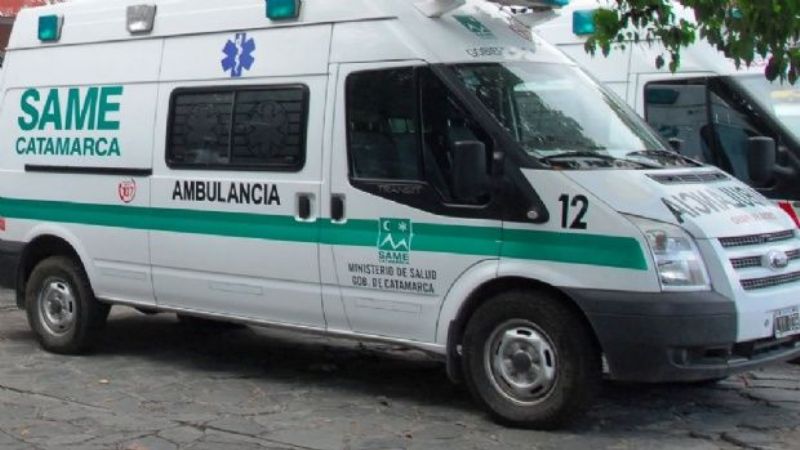 Se cayó un poste de luz y causó accidente