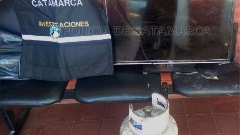 Esclarecen un robo y secuestran plantines de marihuana