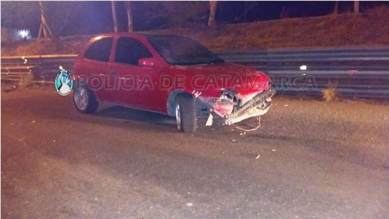 Chocó contra el guardarrail