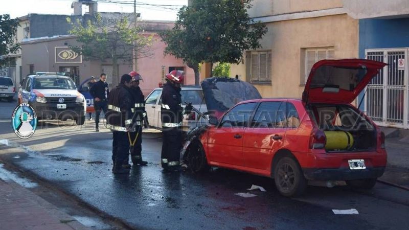 Se incendió un auto
