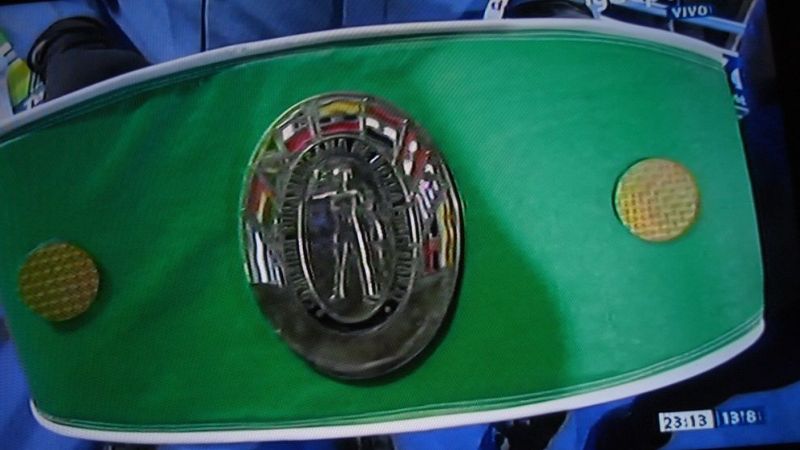 Dura derrota para "El Caballero Azul" Chumbita