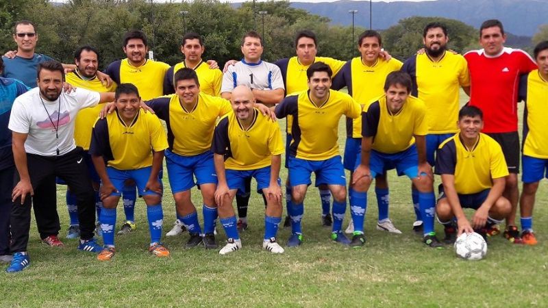 Batacazo “seminarista”, que frenó al líder Agrónomos