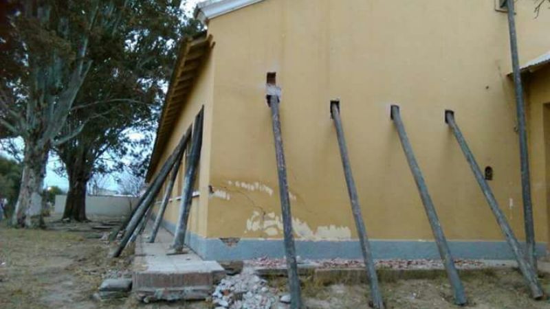 Reclaman por el mal estado de la Escuela N°216 de San Antonio