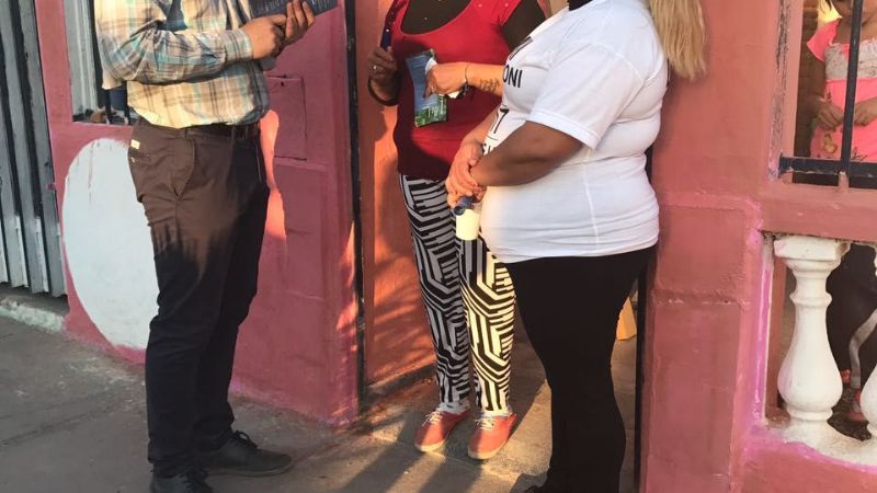 Mascheroni con los vecinos de la zona Este de la ciudad