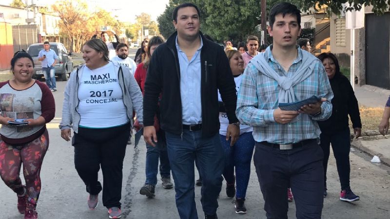 Mascheroni con los vecinos de la zona Este de la ciudad