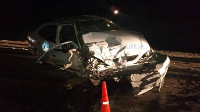 Cinco heridos tras un fuerte choque en Capayán