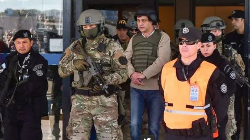 "Pasé a ser conocido como el contador de los Kirchner y estoy orgulloso"