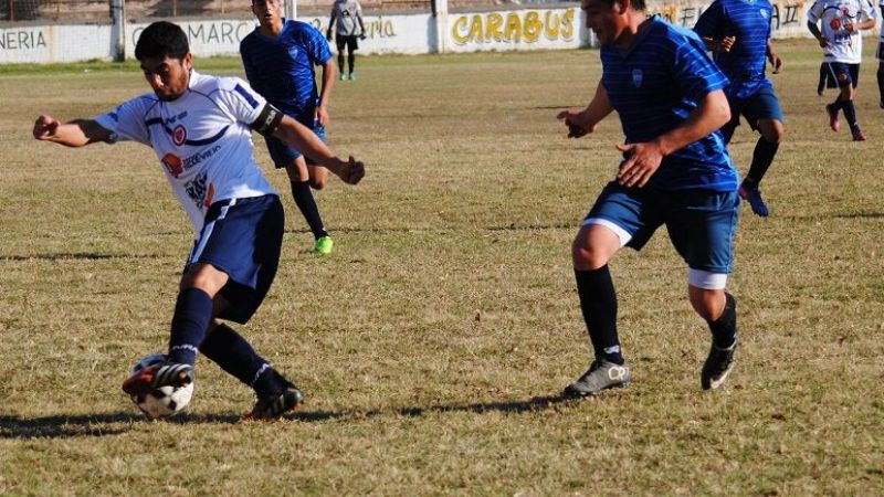 Obreros ganó y lidera; el “Rojito” goleó y es escolta