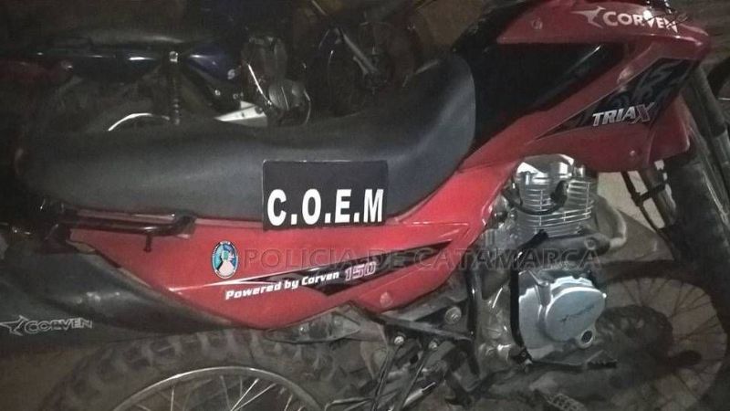 Tras una persecución, detienen a un sujeto y recuperan moto robada