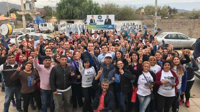 Gran caminata de Mascheroni junto a los vecinos del circuito 7