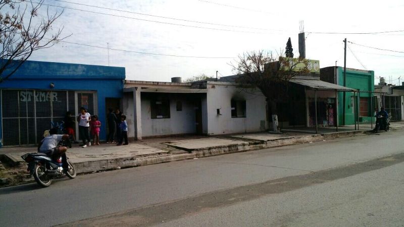 Una familia se quedó sin nada tras el incendio de su vivienda