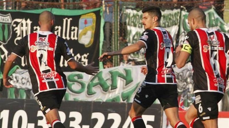 Chacarita depende de sí mismo para volver a la “A”