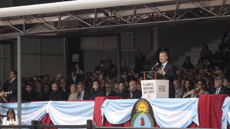 Macri recordó al "Momo Venegas" en la Rural