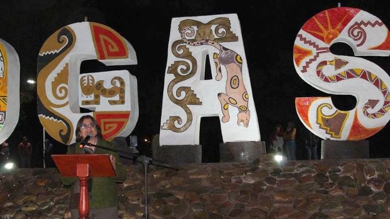 Una multitud acompañó la inauguración del Portal de Tinogasta