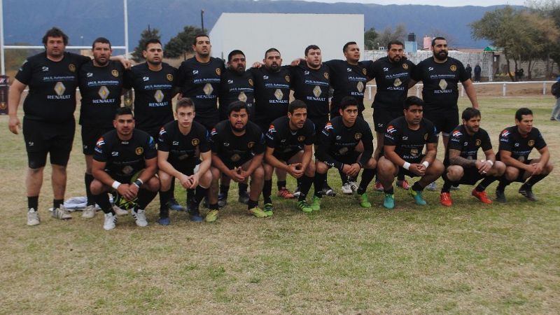 Hurones estrenó con triunfo su cancha en Los Olivares