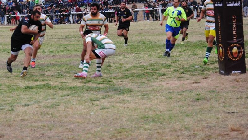 Hurones estrenó con triunfo su cancha en Los Olivares