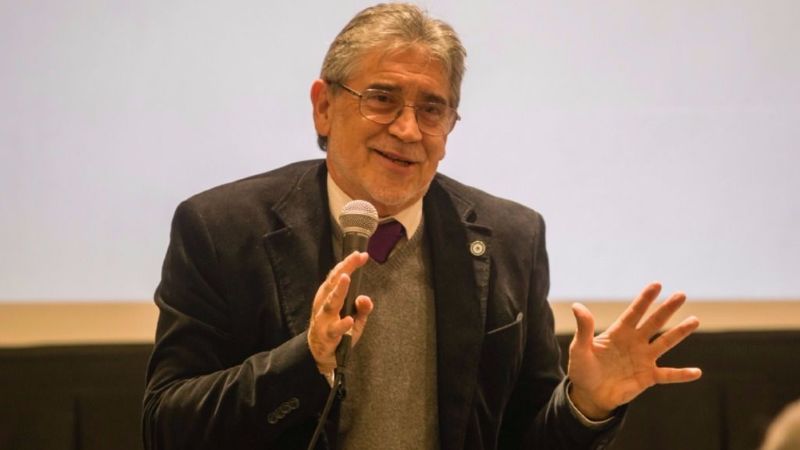 Designaron "en comisión" a Enrique Szewach en el Banco Central