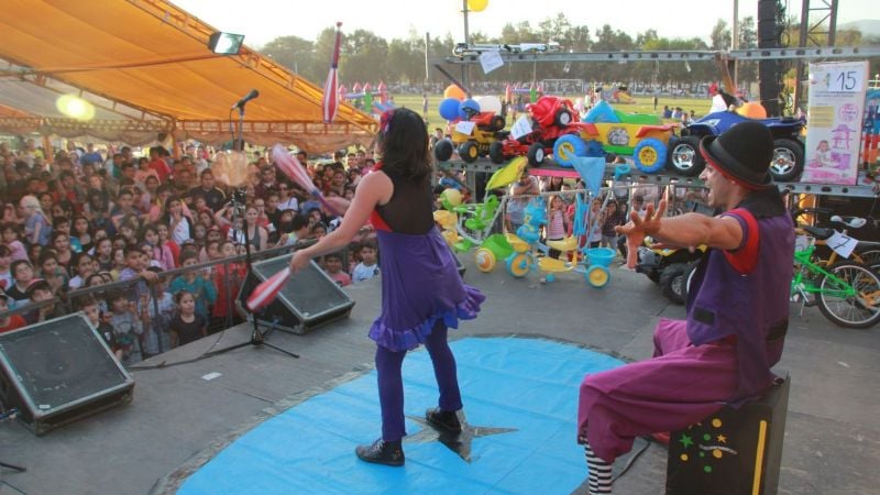 Mercantiles preparan gran festejo para los niños