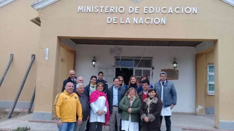 Se reanudan actividades en la escuela de San Antonio de La Paz