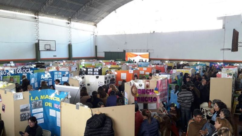 Más de 300 alumnos participaron en la Feria de Ciencias de Capital