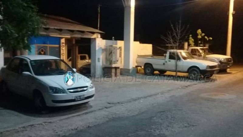 Secuestran tres camionetas y un automóvil en Las Rejas