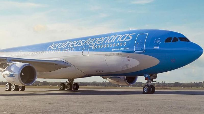 Aerolíneas Argentinas suspende su vuelo semanal a Caracas