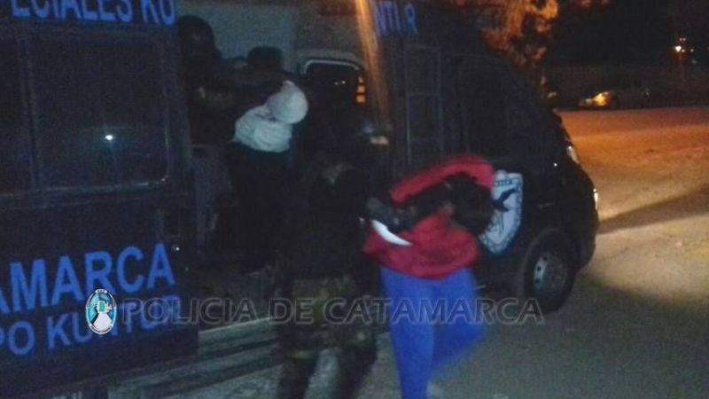 Tres detenidos tras desbaratar un punto de venta de drogas