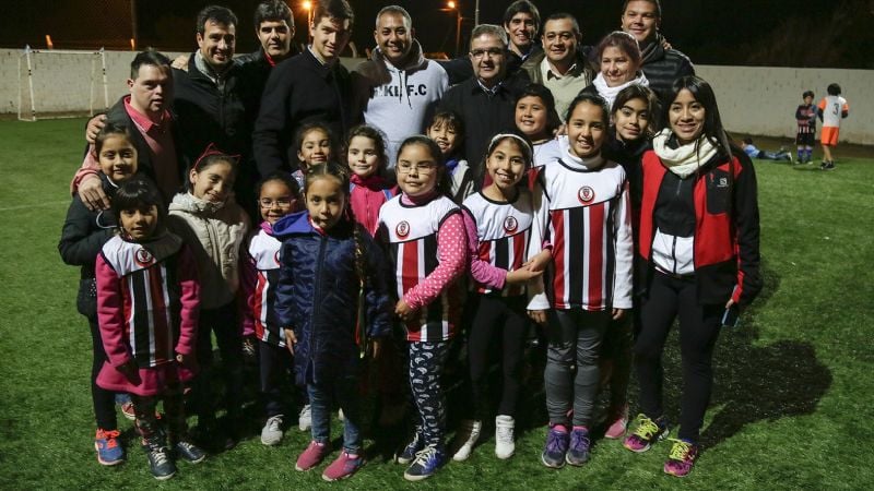 Lucía y Jalil inauguraron asfalto en el sur y un SUM en La Chacarita