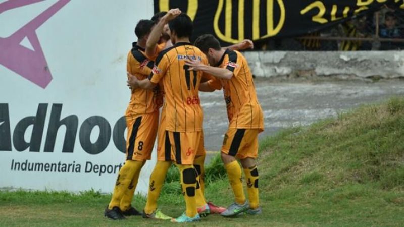 Mitre venció a Gimnasia (Mza.) en la final de ida