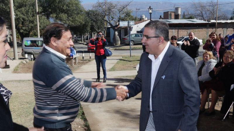 Jalil inauguró un Salón Comunitario