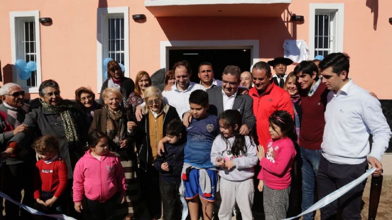 Jalil inauguró un Salón Comunitario