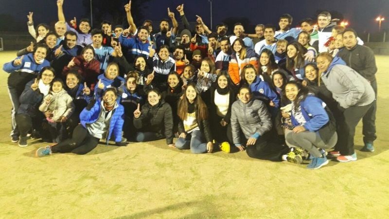 A la UNCa. no hay con qué darle en el hockey