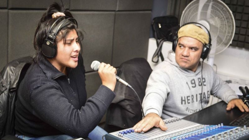 Francheska Segura ya graba su disco en la Sala de Grabación