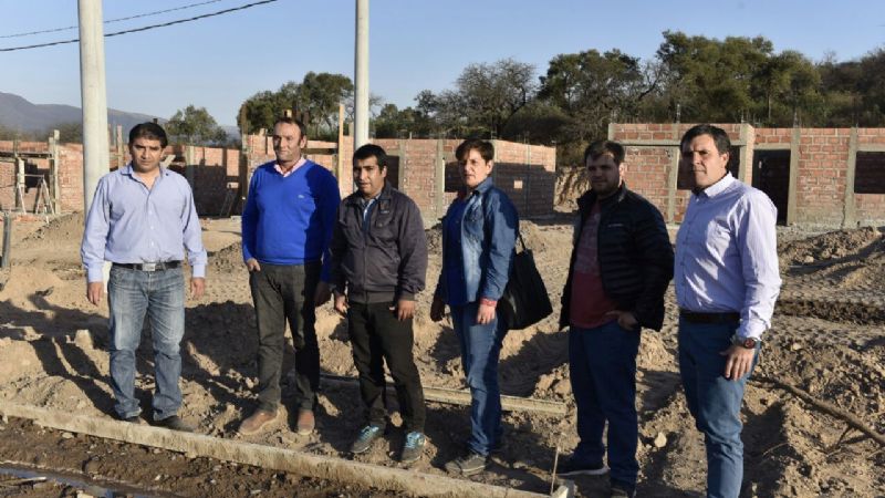 El IPV avanza en la construcción de viviendas en Paclín y Capayán
