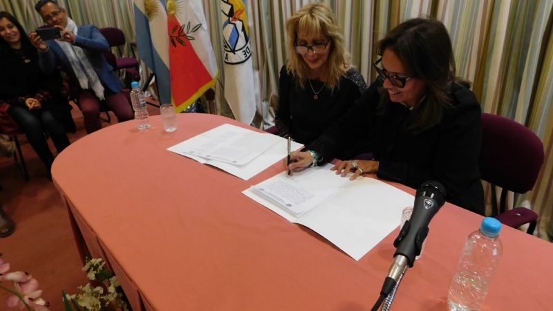 Humanidades dictará capacitación a directivos de escuelas municipales