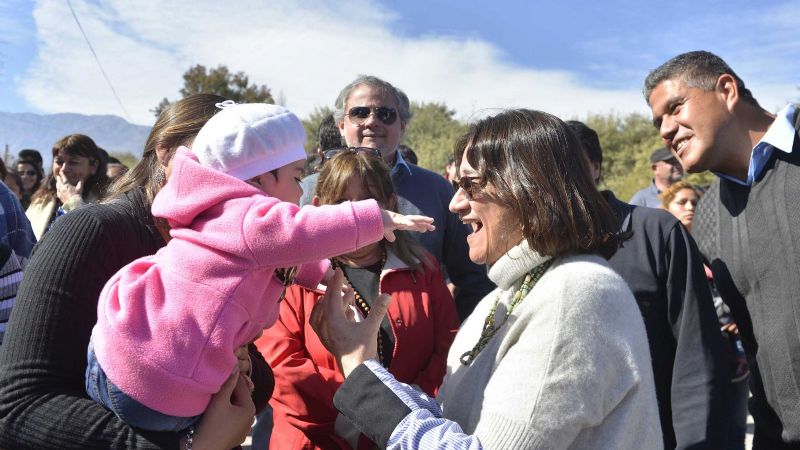 Lucía en Saujil y Mutquín