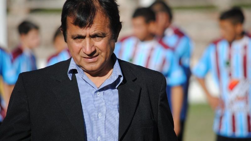 El árbitro Vega denunció agresión de jugador veterano