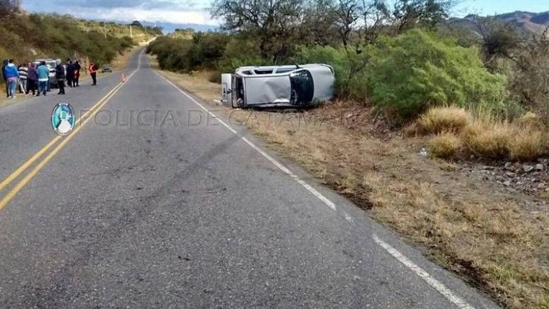 Seis heridos tras un choque y vuelco en la ruta 1