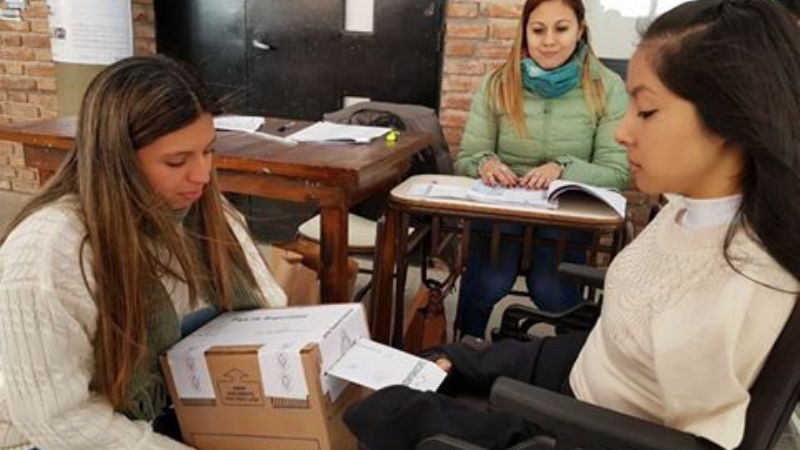 La precandidata Celeste Moya ya votó