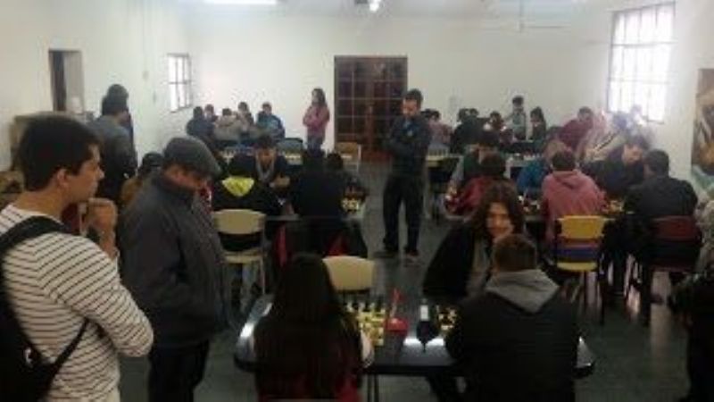 Ocampo y Guananjay ganaron la 5ta. del Ajedrez