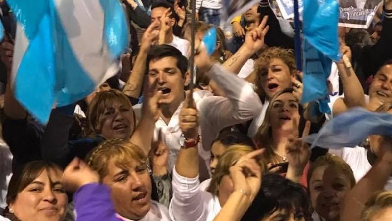 Varela muy cerca de Mascheroni, pelean voto a voto