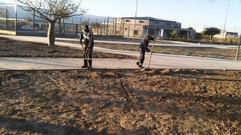 Avanza el mejoramiento en la plaza del barrio Achachay