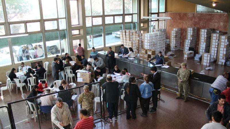 En las próximas horas concluirá el escrutinio definitivo en Catamarca