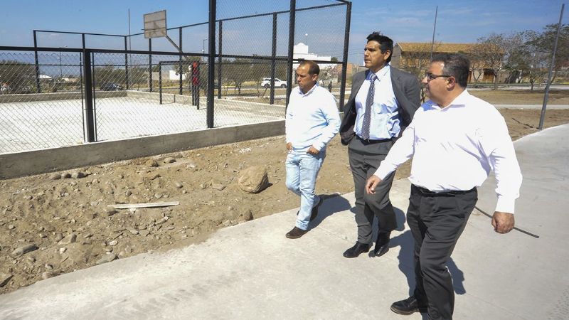 Jalil supervisó los trabajos en plaza Achachay