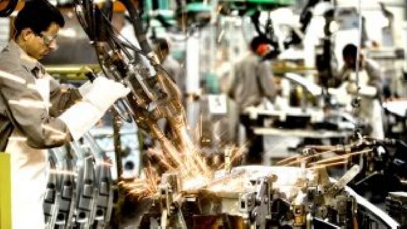La producción fabril creció 6,4% en junio, según la UIA