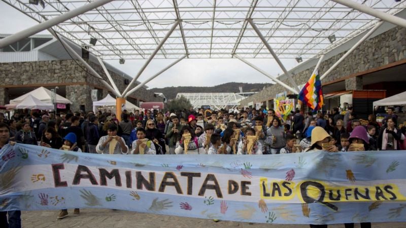 Niños catamarqueños en la 7º Caminata de las Quenas en Humahuaca